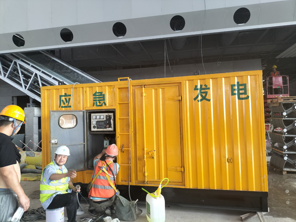西藏怎样判断空气滤清器是否需要更换？